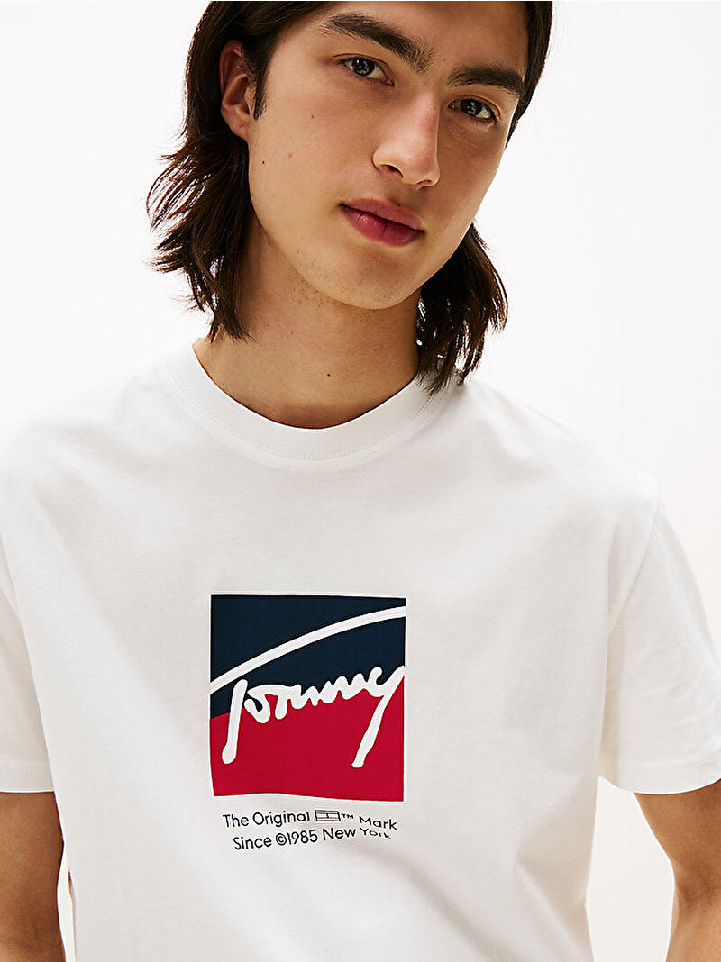 Erkek TJM Regular T-shirt Ekru DM0DM21940YBL