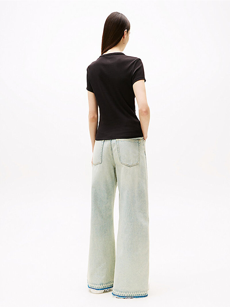Kadın TJM Slim Essential T-shirt Siyah DW0DW17383BDS