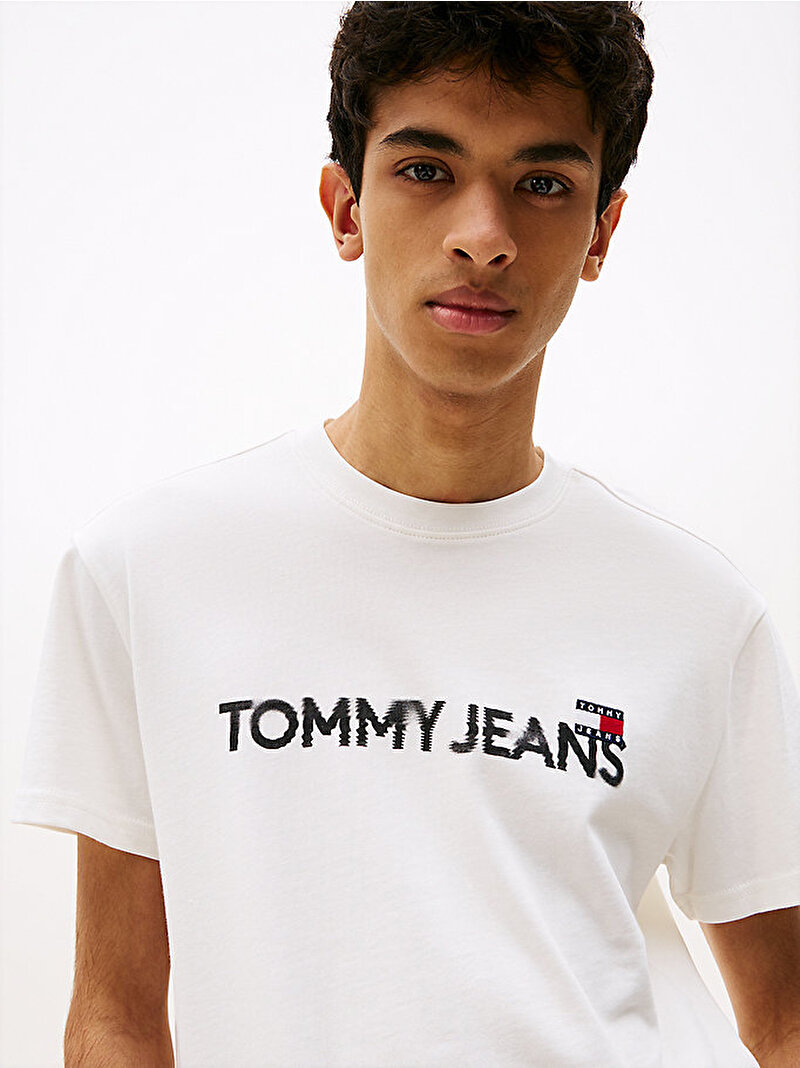 Erkek TJM Regular Badge Play T-shirt Ekru DM0DM21585YBL