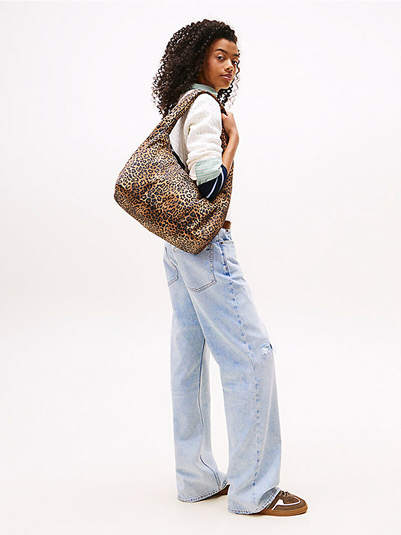 Kadın TJW Urban Leo Hobo Çanta Kahverengi AW0AW1824201R