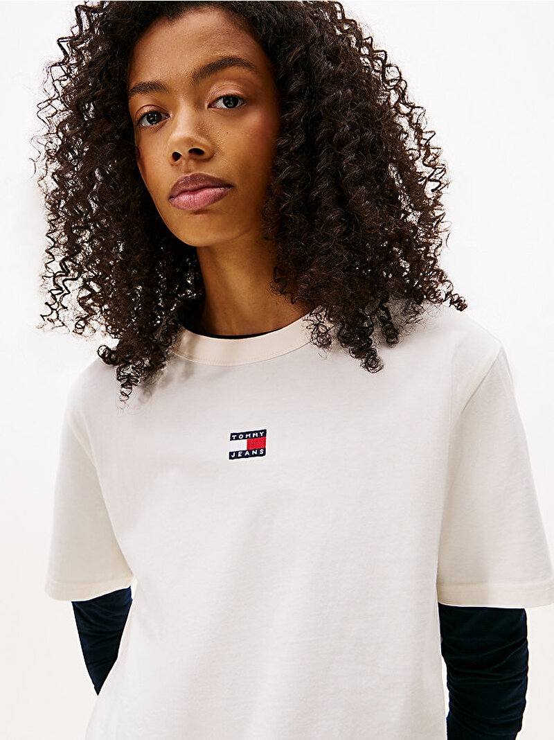 Kadın TJW Boxy Badge T-shirt Beyaz  DW0DW22202YBH
