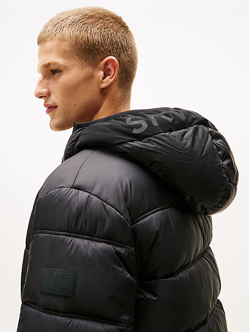 Erkek TJM Hooded Logo Puffer Mont Siyah DM0DM22044BDS