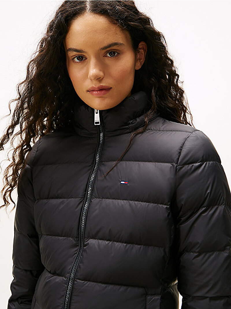Kadın TJW Essential Hooded Puffer Mont Siyah DW0DW18864BDS