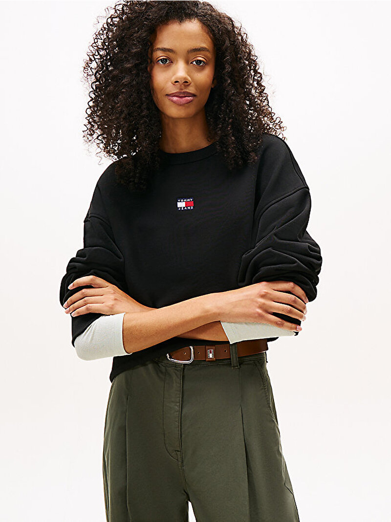 Kadın TJW Boxy Badge Crew Sweatshirt Siyah DW0DW17325BDS