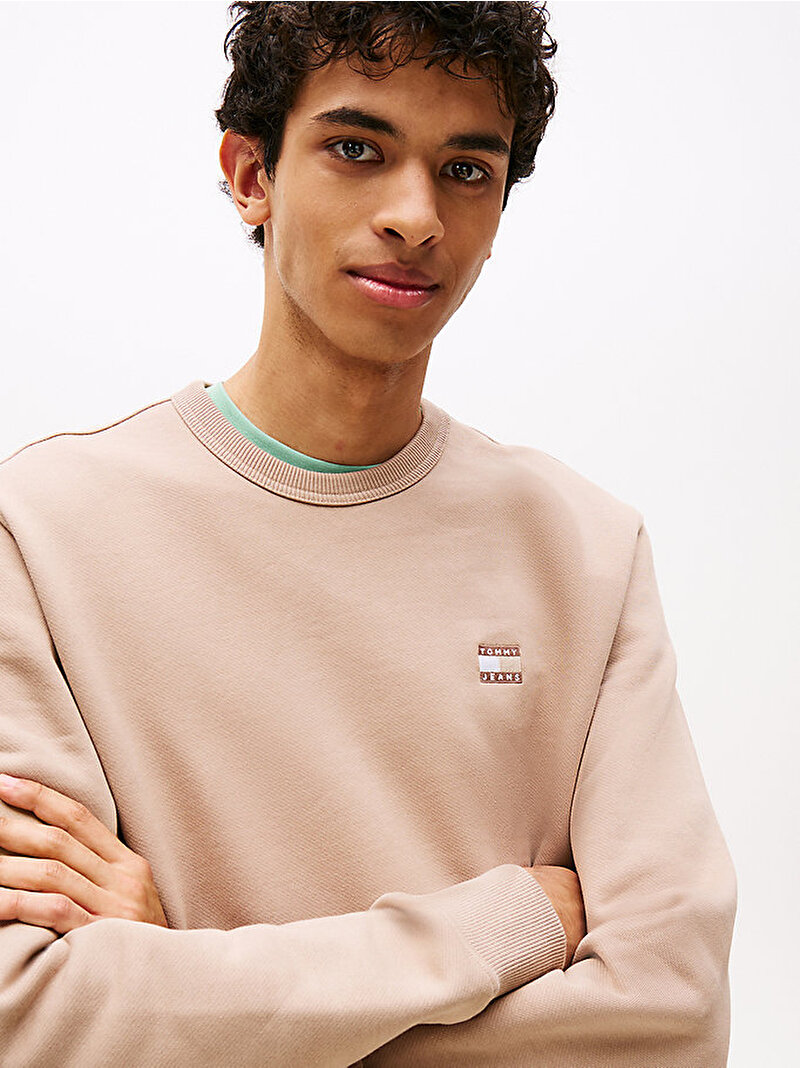 Erkek TJM Regular Badge Crew Sweatshirt Bej  DM0DM206600HD