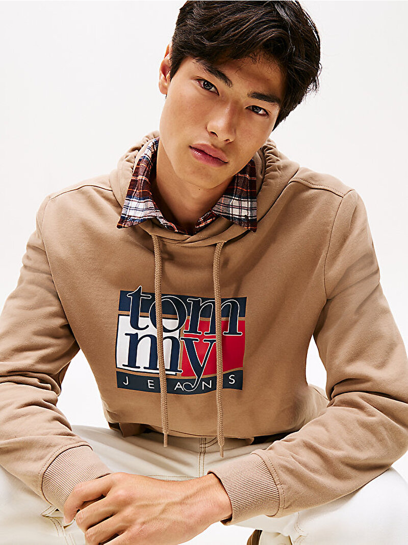 Erkek TJM Regular Flag Hoodie Bej  DM0DM22092AFE