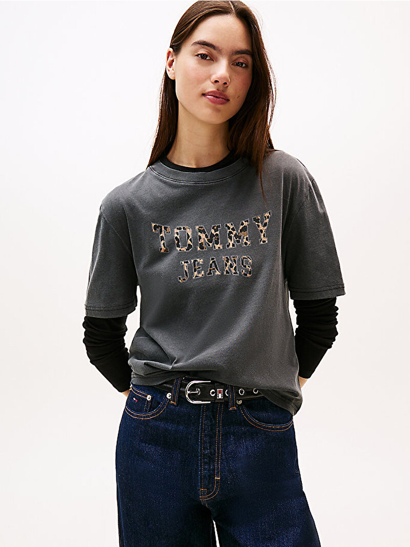 Kadın TJW Boxy Leopar Varsity T-shirt Siyah DW0DW21957BDS