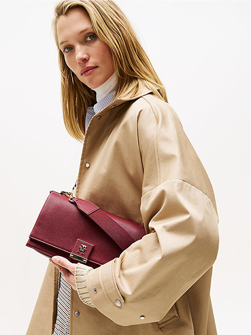 Kadın TH Medium Çapraz Çanta Kırmızı AW0AW17726VLP