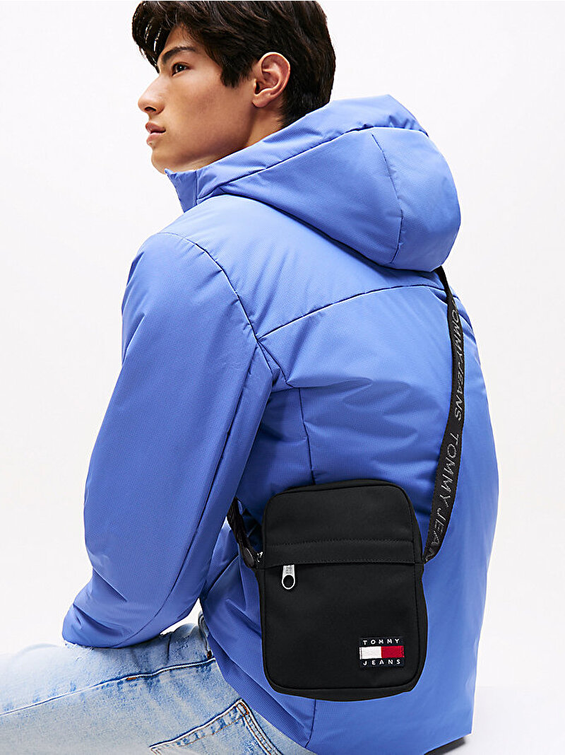 Erkek TJM Essential Daily Reporter Çanta Siyah AM0AM13710BDS