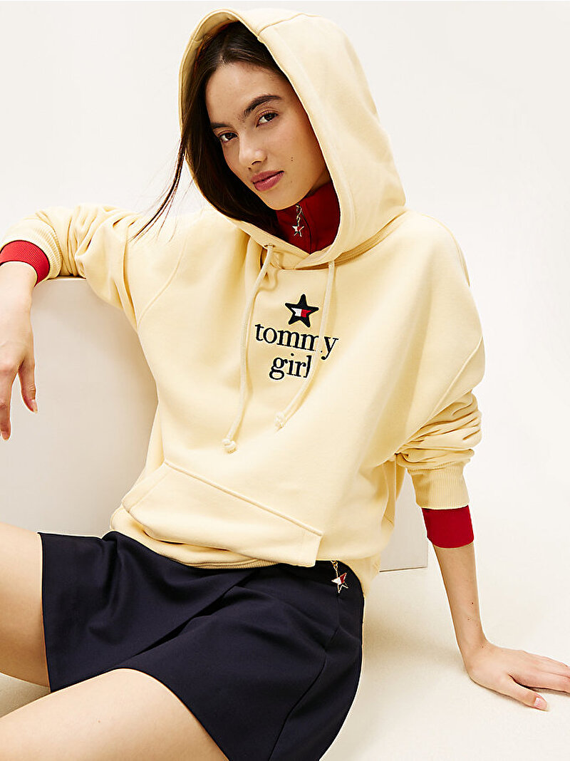 Unisex Tommy Girl Star Graphic Sweatshirt Bej  DN0DN00099ZAZ