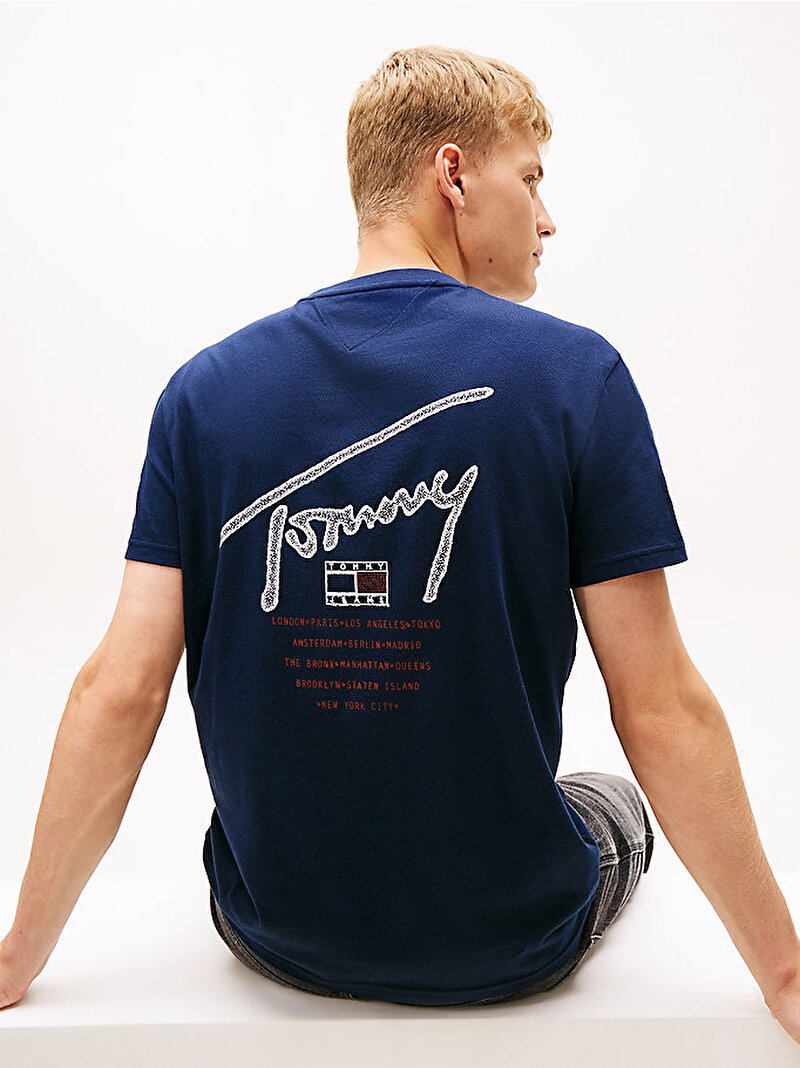 Erkek TJM Regular Sign Backprint T-shirt Lacivert DM0DM22320C1G