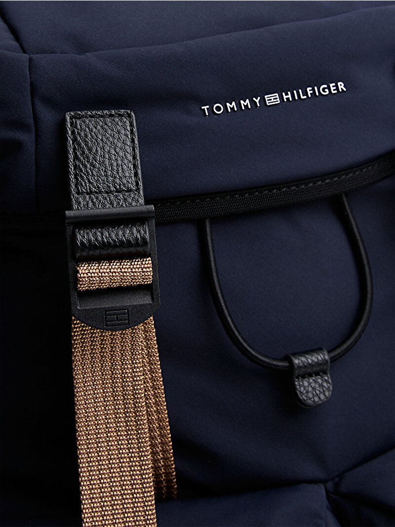 Erkek TH Travel Flap Sırt Çantası Lacivert AM0AM14038DW6