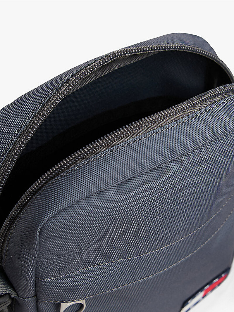 Erkek TJM Essential Daily Reporter Çanta Gri AM0AM13710PSN