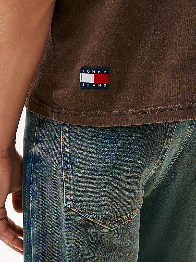 Erkek TJM 90s New Classic T-shirt Kahverengi DM0DM22330GW1