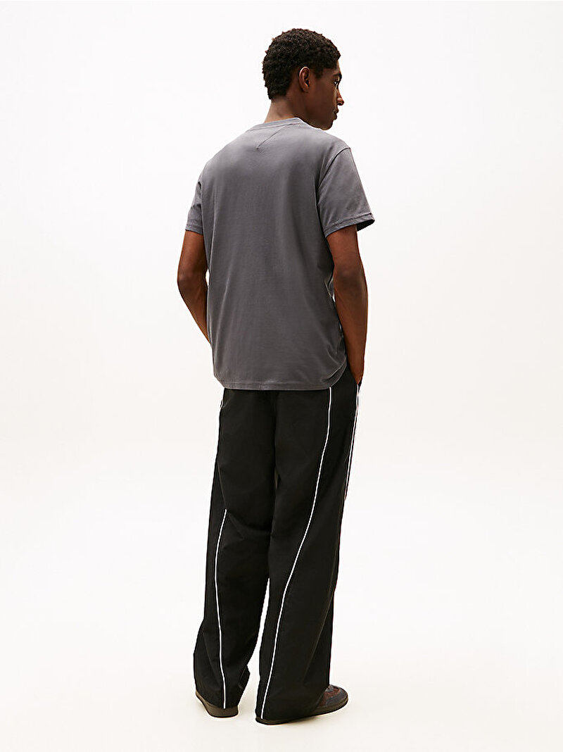 Erkek TJM Slim Linear T-shirt Siyah DM0DM21780PT2