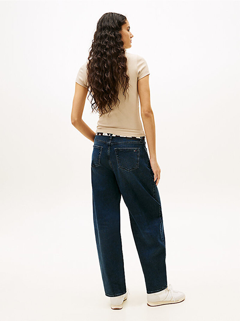 Kadın TJW Slim Essential Logo T-shirt Bej DW0DW21838ABY