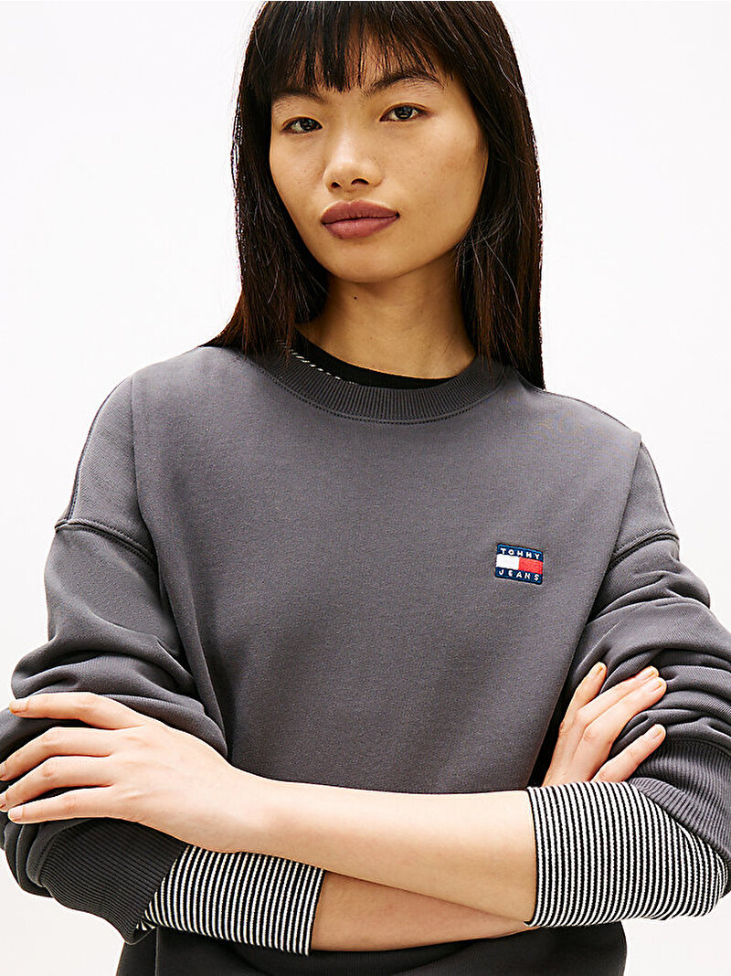 Unisex Tj Rlx Badge Crew Sweatshirt Siyah DN0DN00054PT2