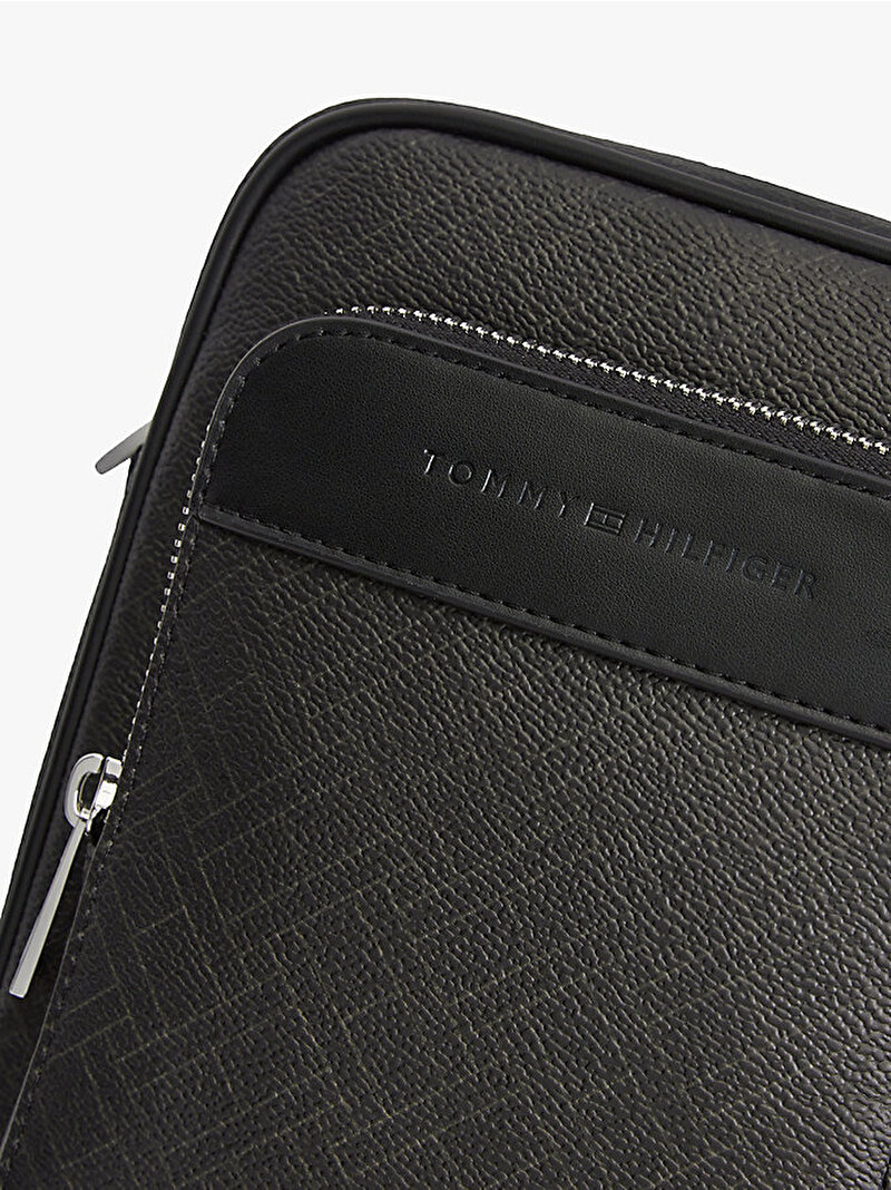 Erkek TH Flag Monogram Çapraz Çanta Siyah AM0AM14138BDS