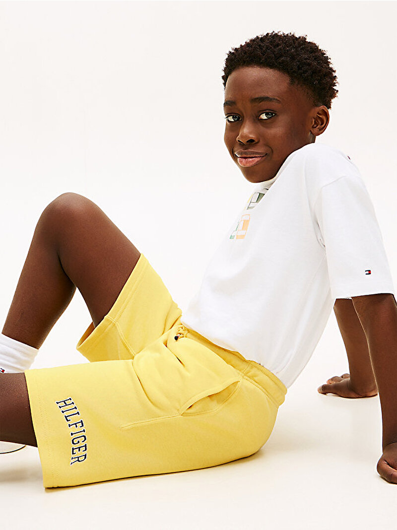 Erkek Çocuk Hilfiger Varsity Şort Sarı KB0KB10244ZGP