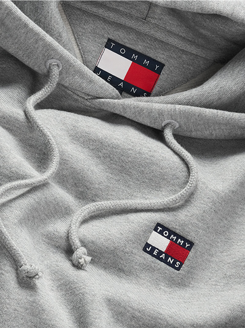 Erkek Tjm Reg Badge Hoodie Gri DM0DM20258P6N