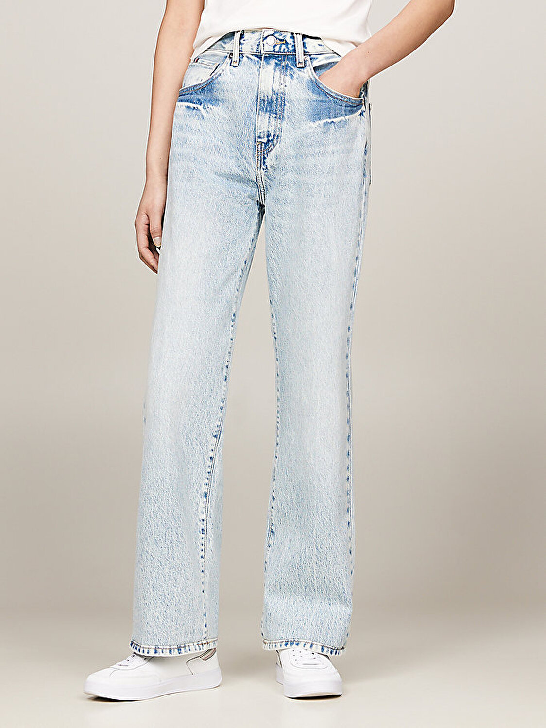 Kad n Jean Modelleri Tommy Hilfiger