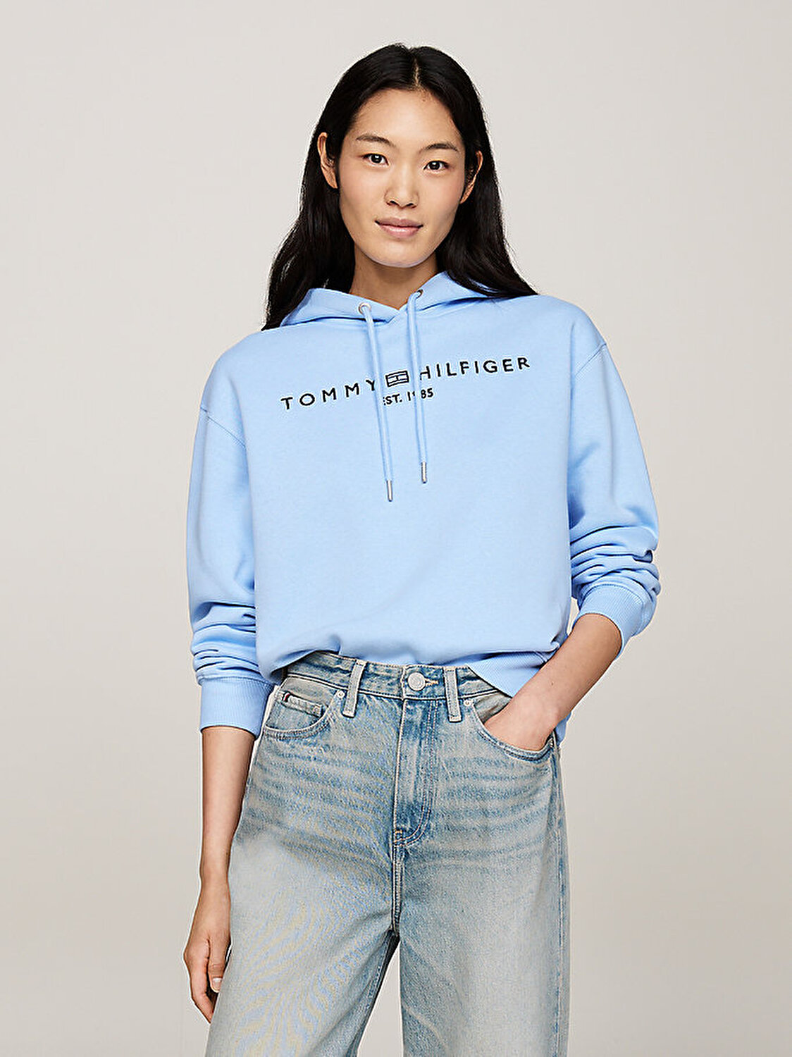 Kad n Sweatshirt ve Hoodie Modelleri Tommy Hilfiger