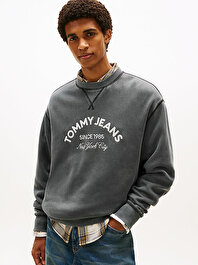 Erkek TJM Regular Applique Sweatshirt