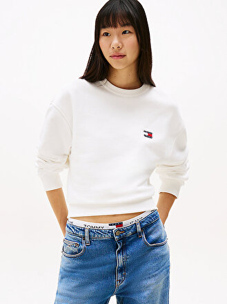 Bom_N7ang　1113 Kadın Tjw Bxy Badge Crew Sweatshirt DW0DW19408YBL | Tommy Hilfiger