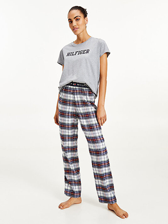 Kadın Cn Tee Ss Hilfiger T-Shirt